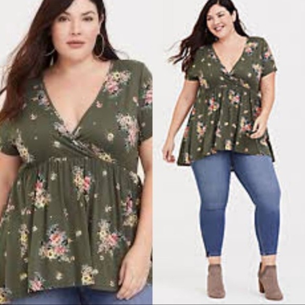 torrid Olive Green Floral Short Sleeve Surplice Top